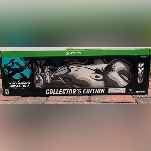 Tony Hawk Skateboard - Picture 1 of 4